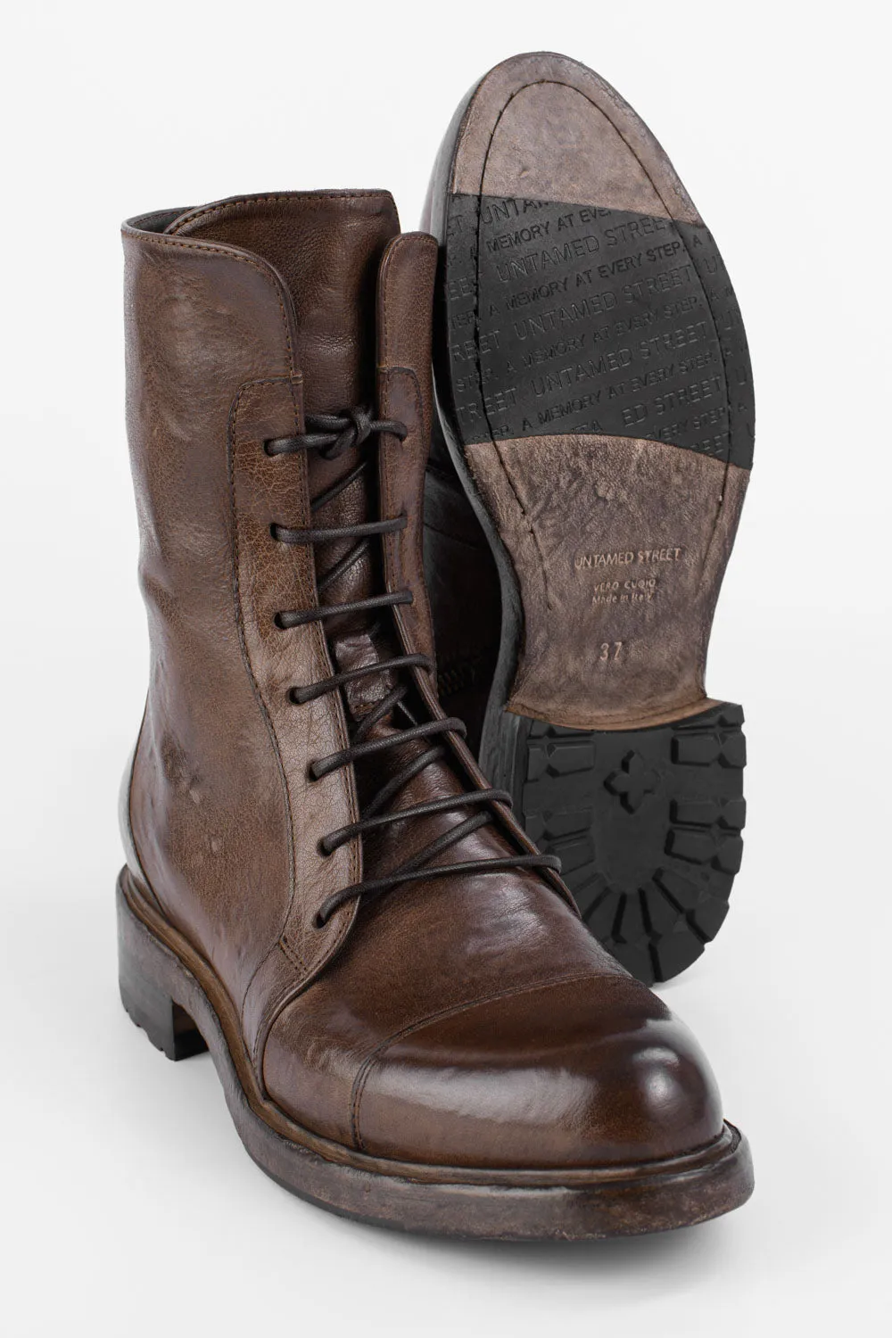 AVERY powder-chocolate lace up boots.