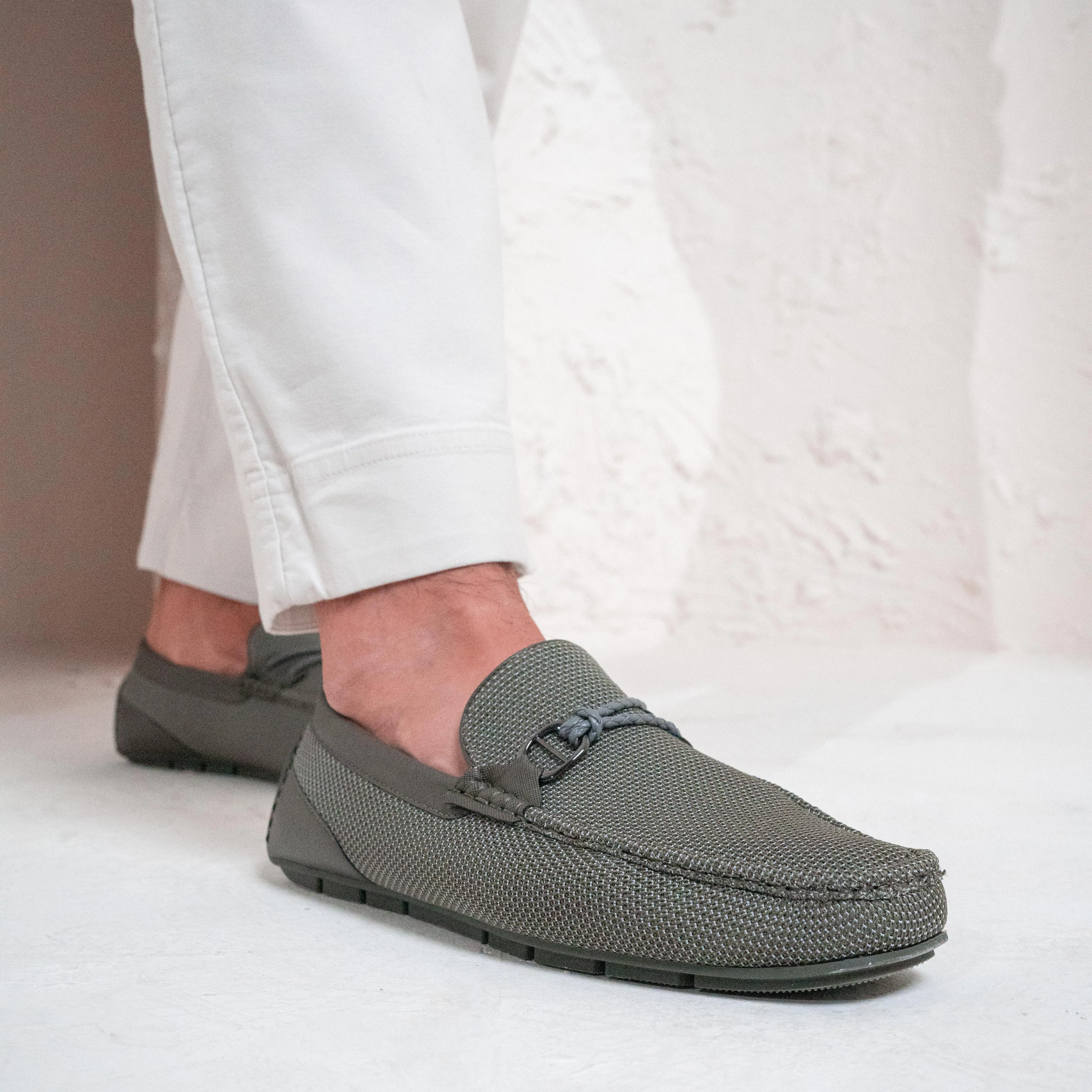 VEGO MOCCASIN-KHAKI